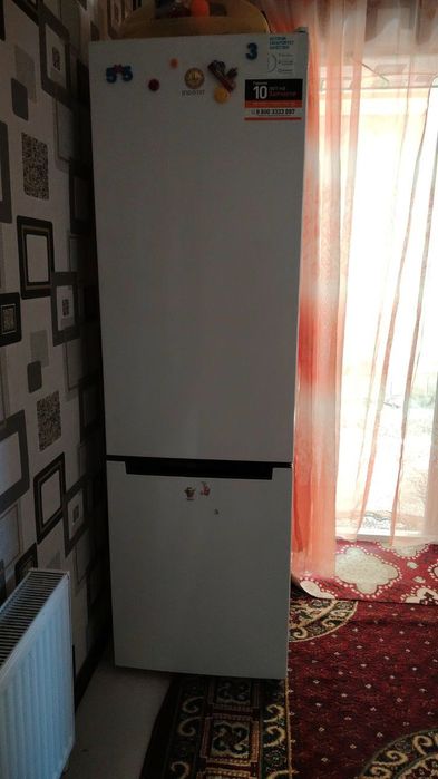 Холодильник индизит буйи 2.10