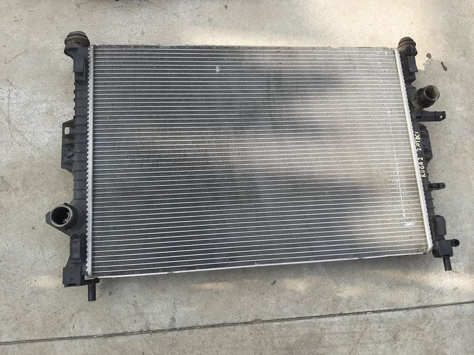 radiator apa ford kuga 2  2.0 tdci ufma  dv61-8c342-fb