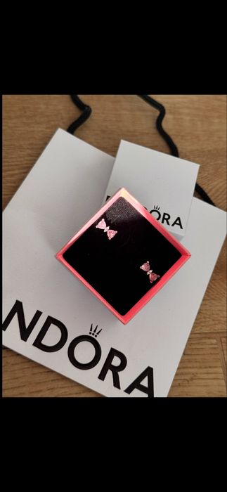 Pandora обеци Пандора