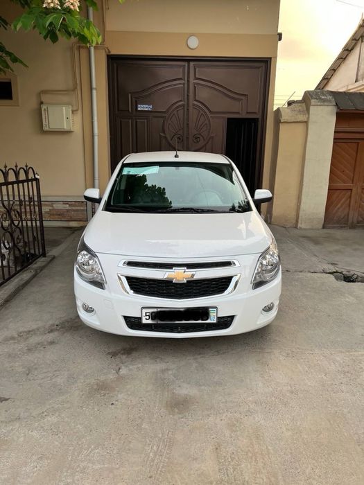 Автомобиль Chevrolet Cobalt