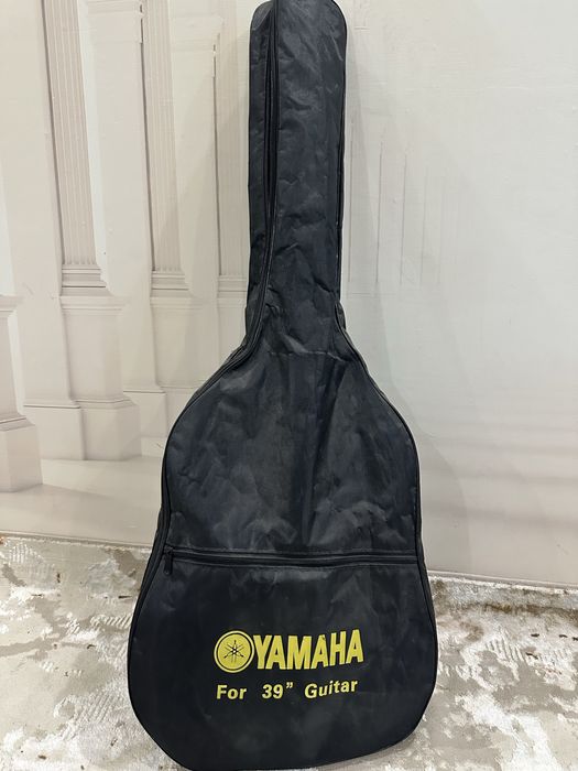 продам гитару ………………………………………………..