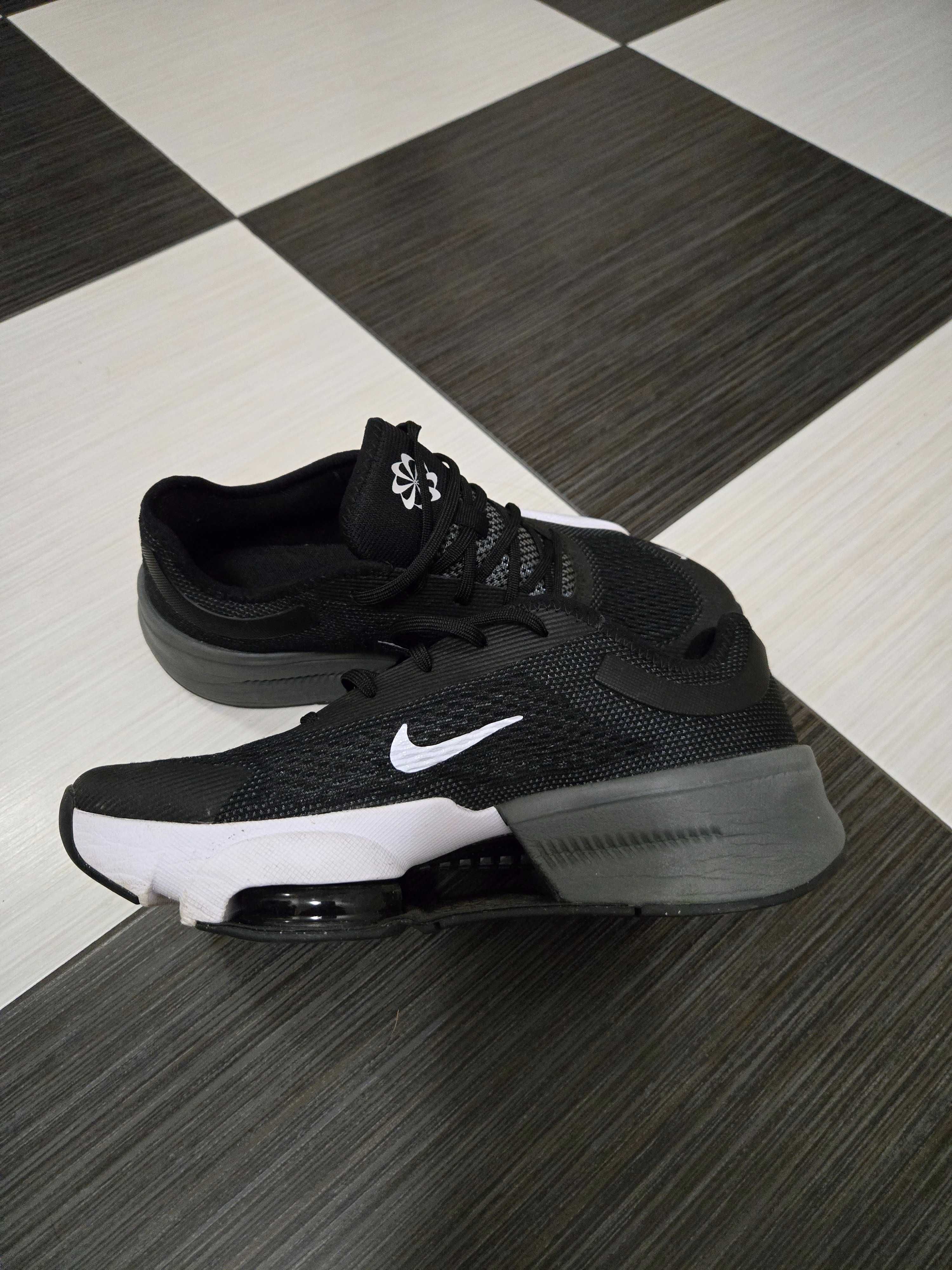Маратонки Nike SupperRep