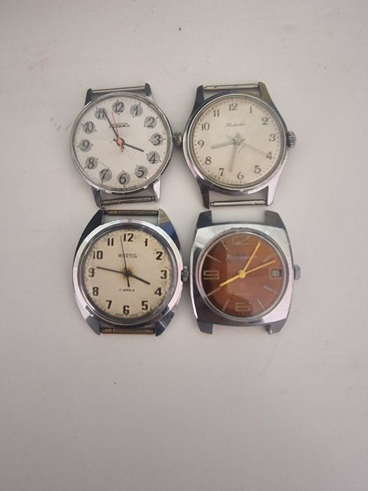 Часы Ракета и Восток