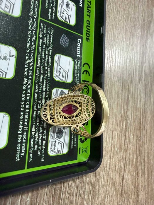 Златен пръстен дамски