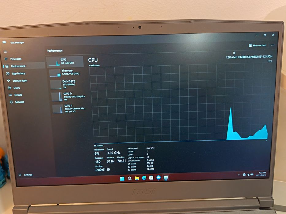 Msi thin 15 plus căști