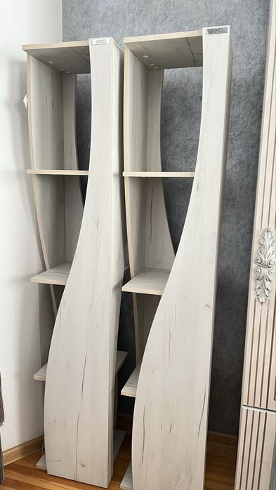 Стеллаж для книг