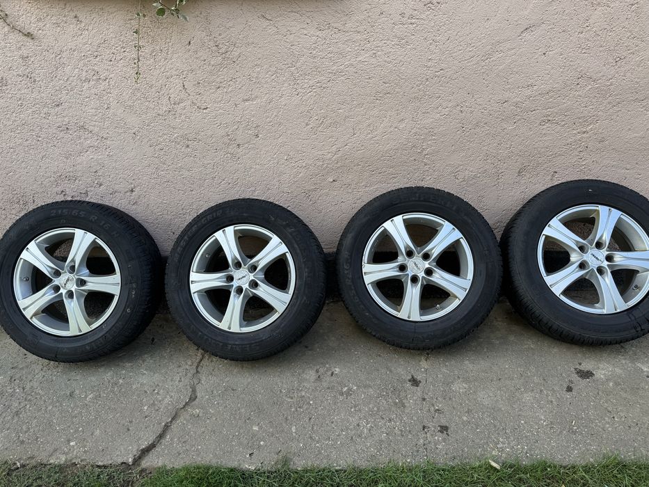 Jante Nissan  5x114.3 r 16 cu cauciucuri de iarna