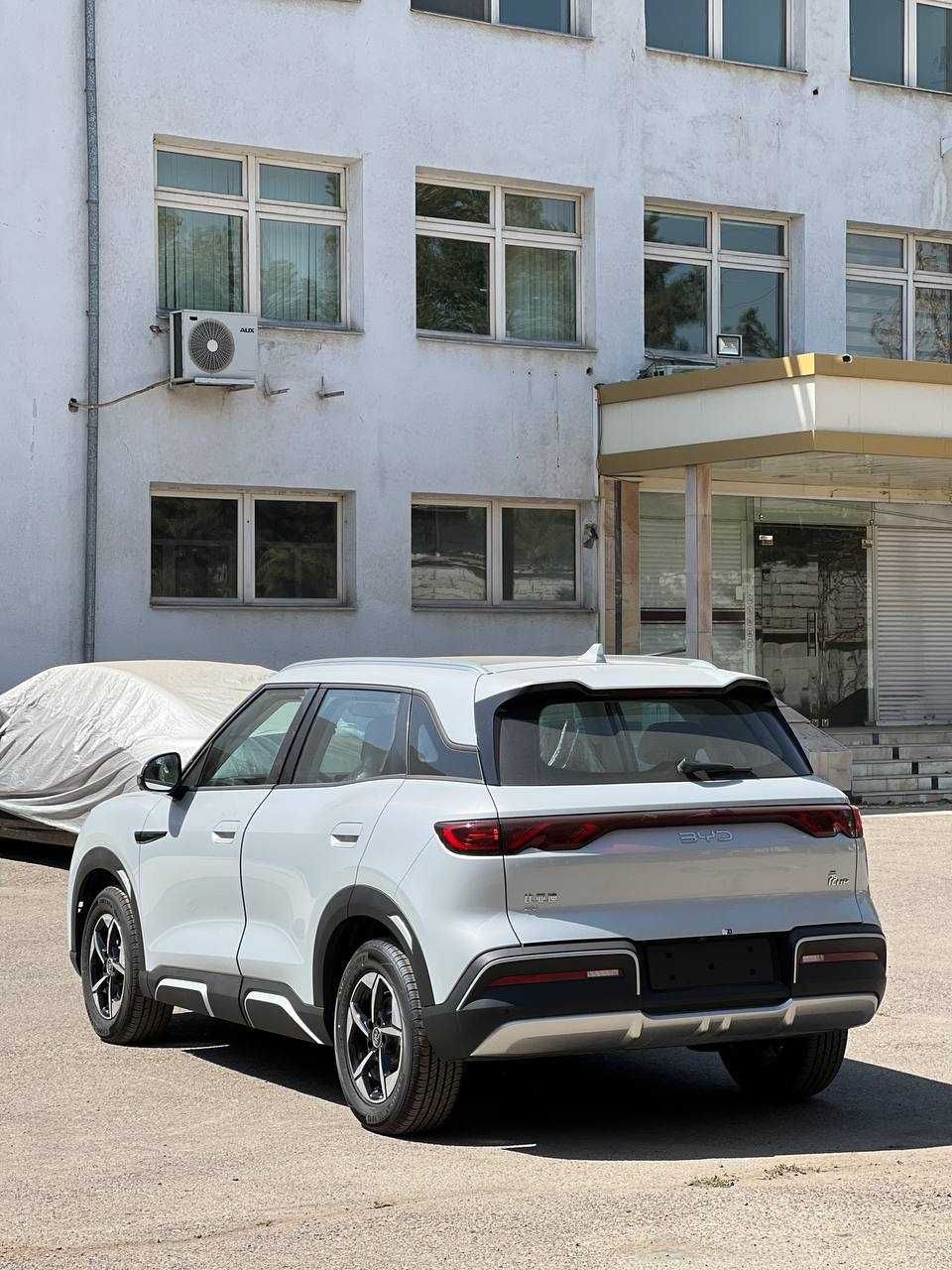 Byd Yuan Up 3 positsiya