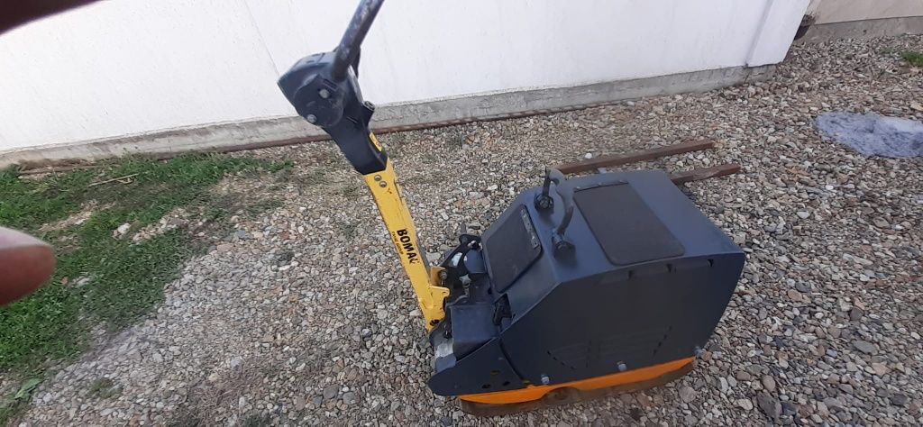 Placa compactoare. Bomag BPR 45/55d