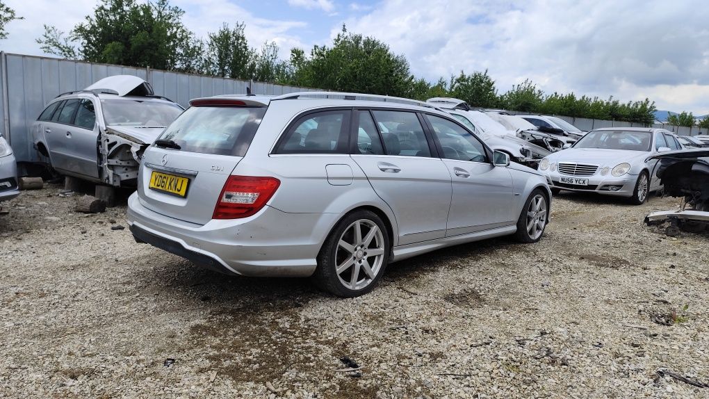 На части Mercedes C Class W204 220 cdi OM651 комби face автомат