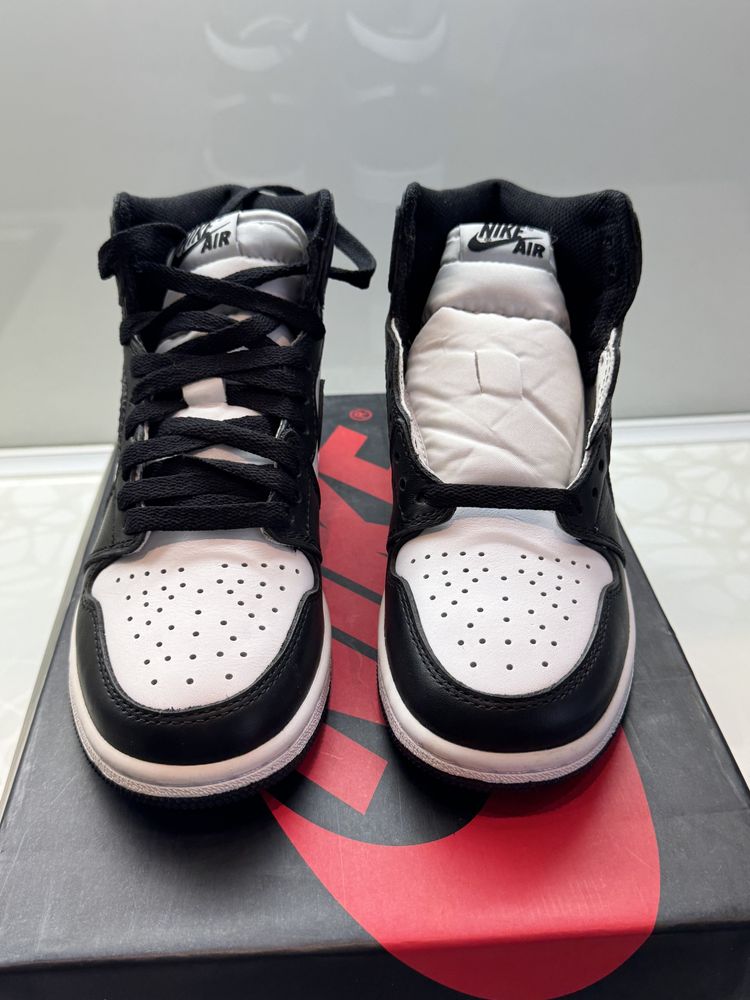 Jordan 1 Retro Black White Кецове Обувки 36 Номер + Кутия