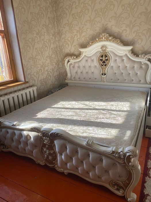 Спалный диван сатылады