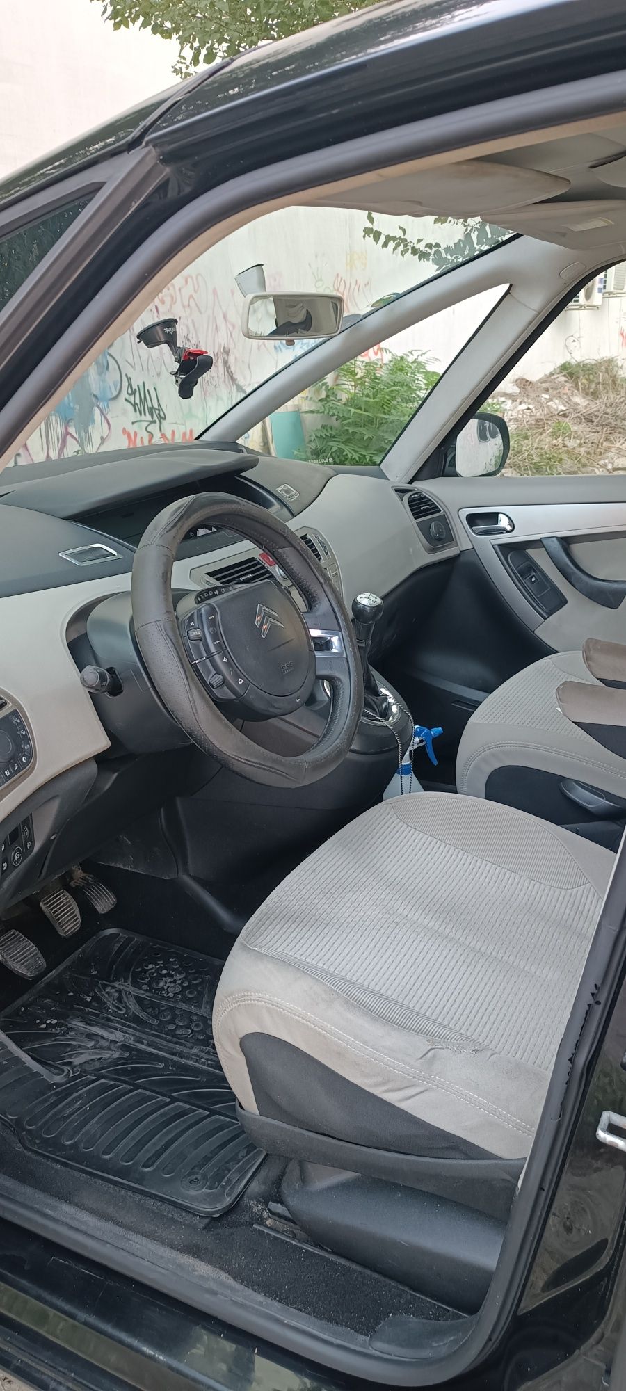 Продавам изгодно Сitroen C4 Picasso на метан