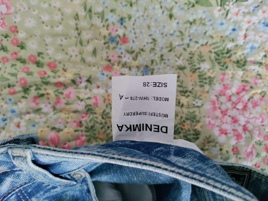 Blugi pantaloni dama  Superdry noi XS