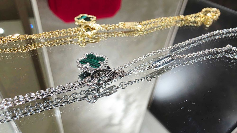 Van Cleef & Arpels VCA Sweet Alhambra Green Malachite Дамско Колие