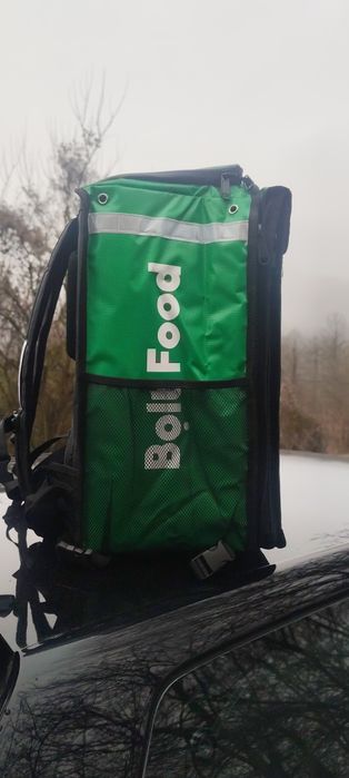 Vand geanta termica ! Nefolosita ! Predare in orasu Valcea