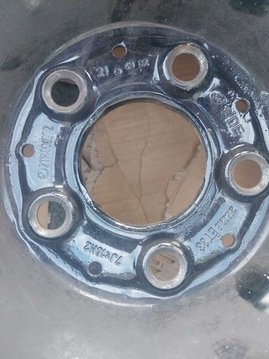 Стоманени джанти за мерцедес 16" с тасове