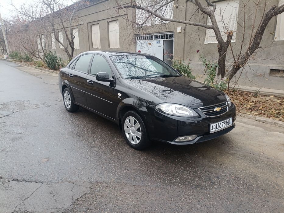 Chevrolet lacetti MT qora 2015