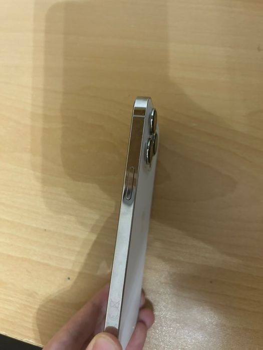 Телефон Iphone 13 pro