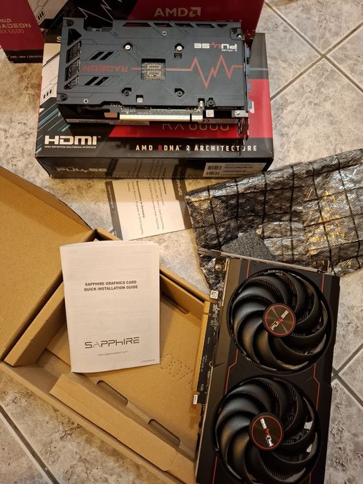 Sapphire Radeon™ RX 6600 PULSE