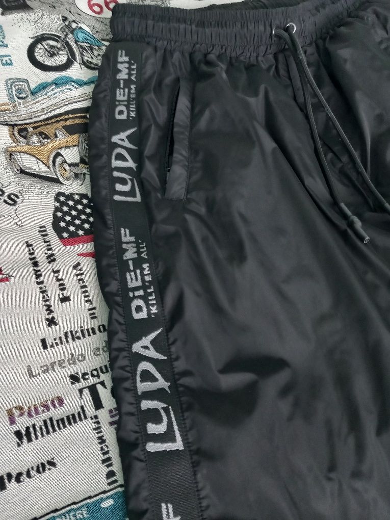 Luda long pants L-размер