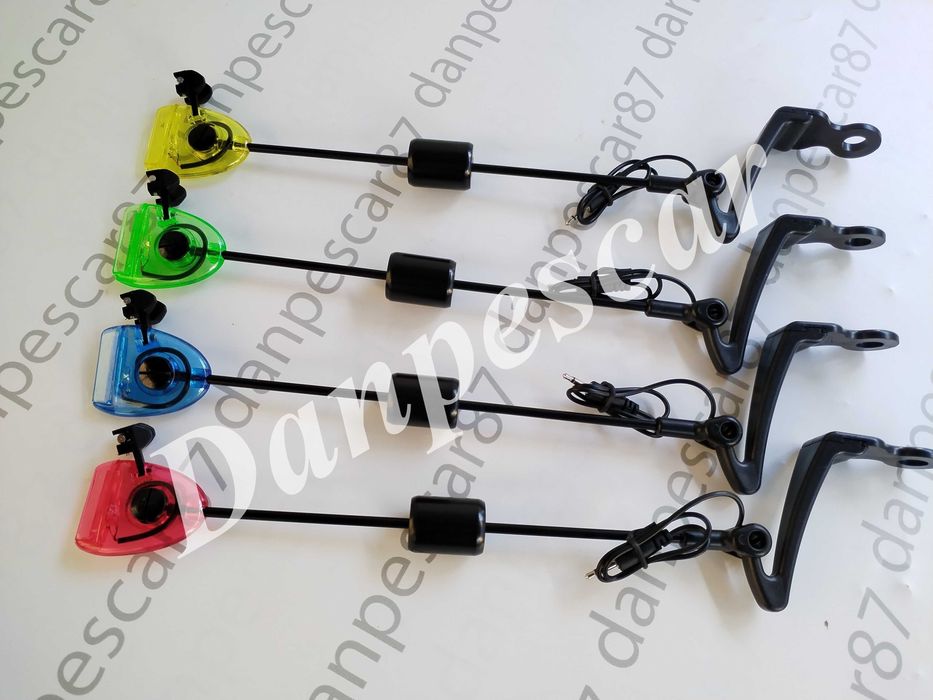 Set 4 Swingeri MKM2 tija neagra si LED color Wind Blade 238