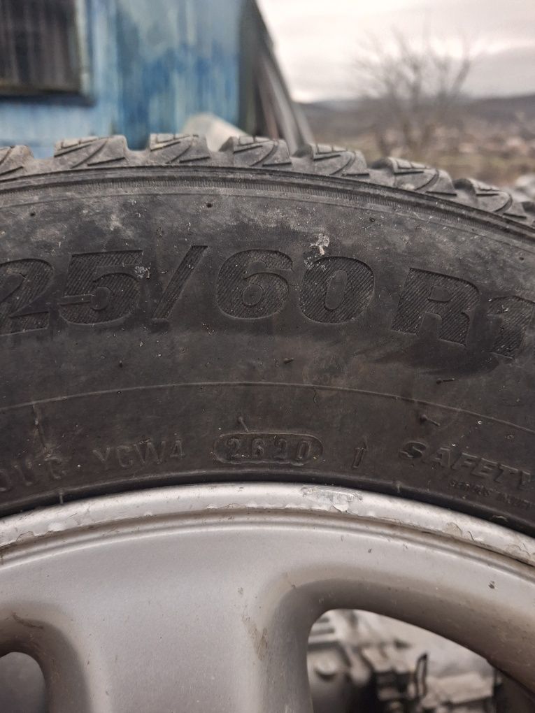 джанта със гума r16 за toyota rav 4