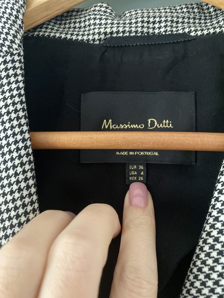 Sacou dama lana Massimo Dutti 36