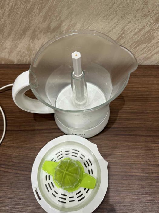 Електрическа сокоизтисквачка CROWN