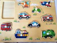 Puzzle cu butoni din lemn vehicule