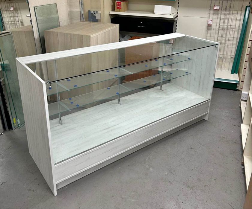 Стъклена витрина / щанд за магазин, салон или заведение