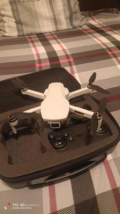 Продавам Дрон ЕХ5