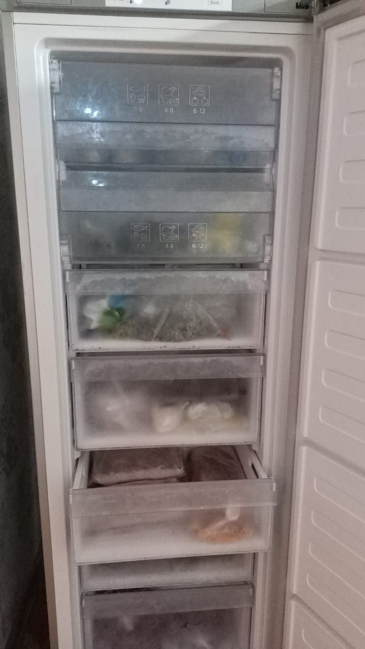 Продам морозильник (морозильный шкаф) BEKO