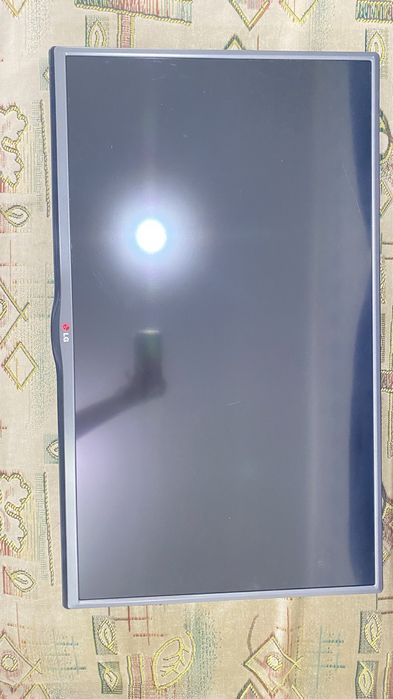 Продам телевизор LG