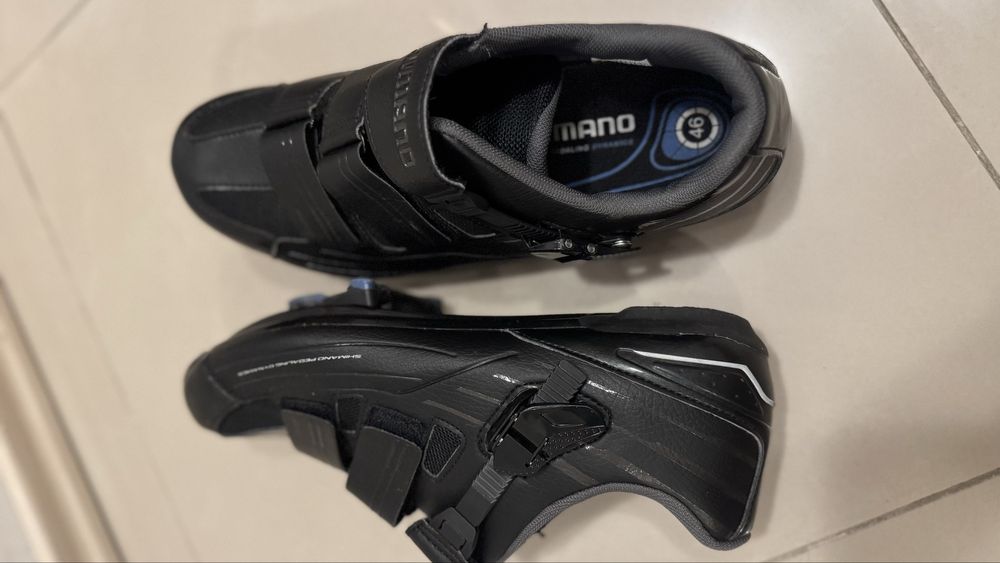 Pantofi ciclism pe sosea Shimano