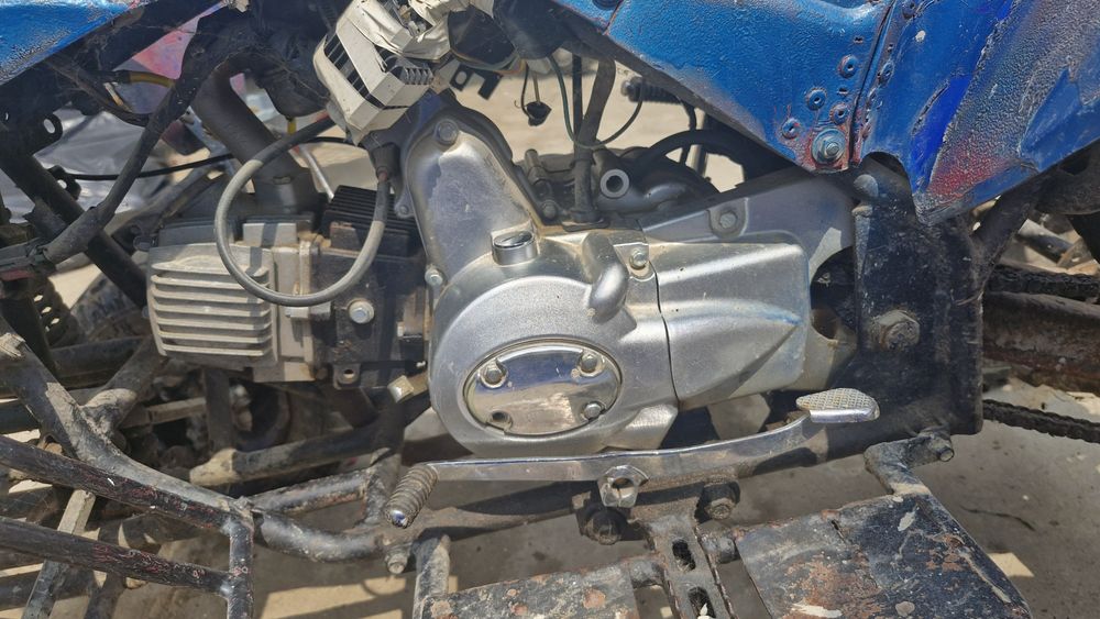 Vând Atv 125cc,defect pentru piese.Mai multe detali în privat