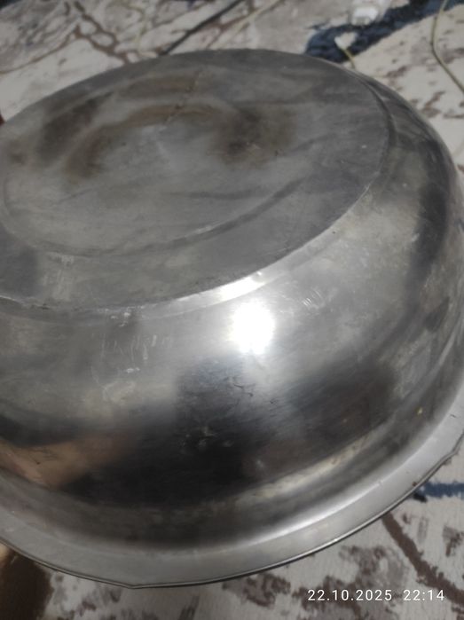 Разная кухонная посуда