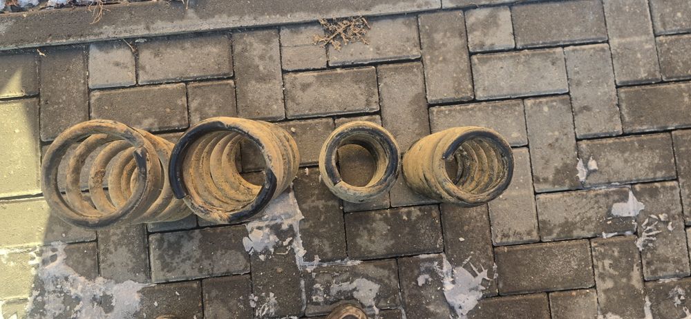 Пружины на Pajero 4