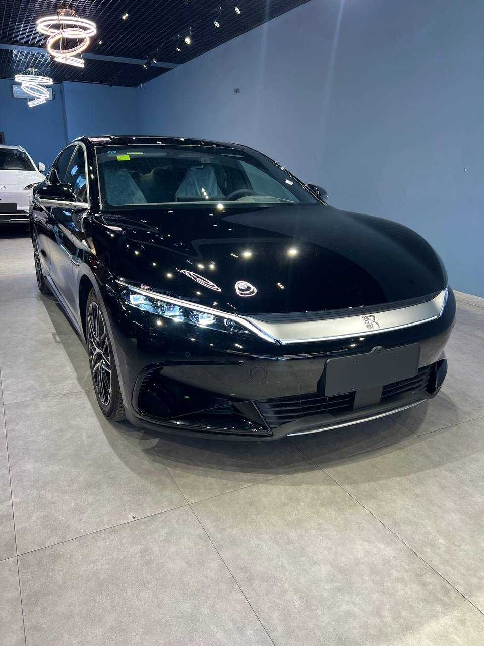 BYD Han 701 km 2025 Smart Drive 3/4 soatda nomizga chiqadi