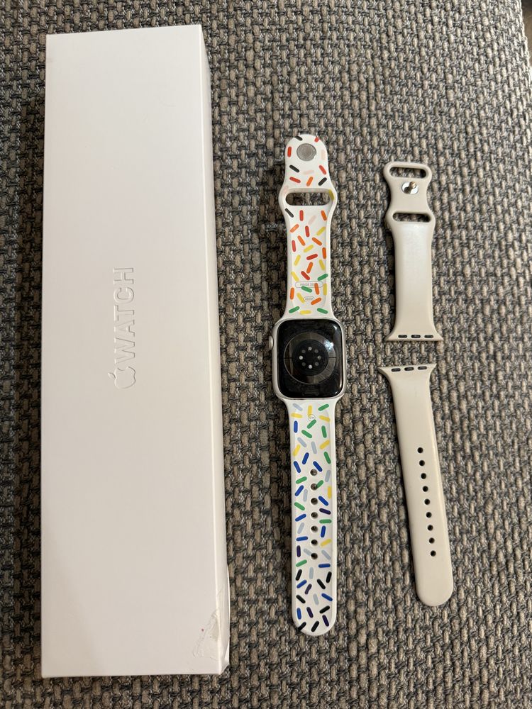 Apple watch series 8,45mm Silver Aluminium GPS