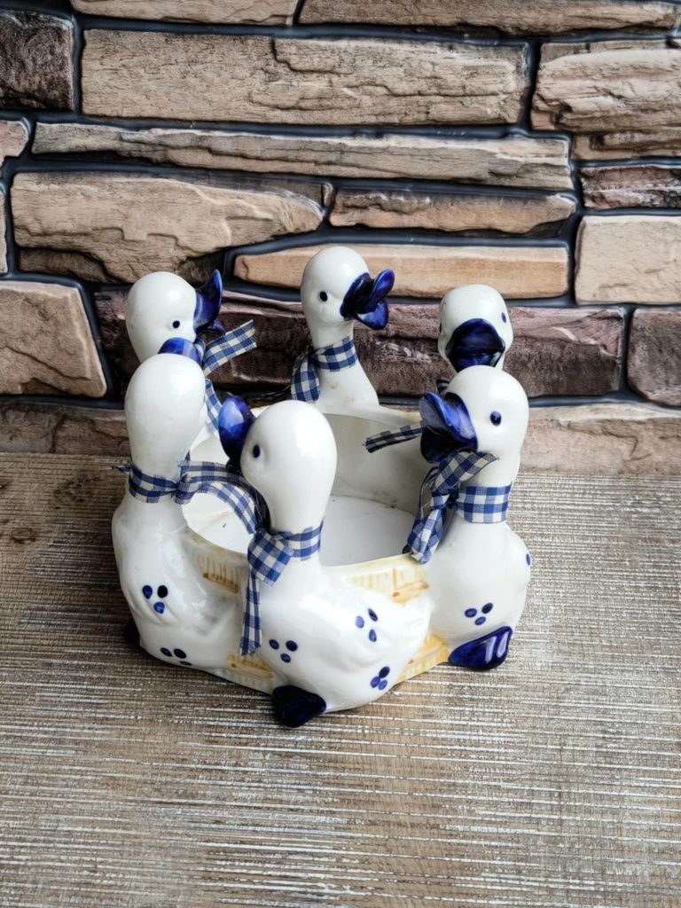 Порцеланов лот - чаши чиния и др