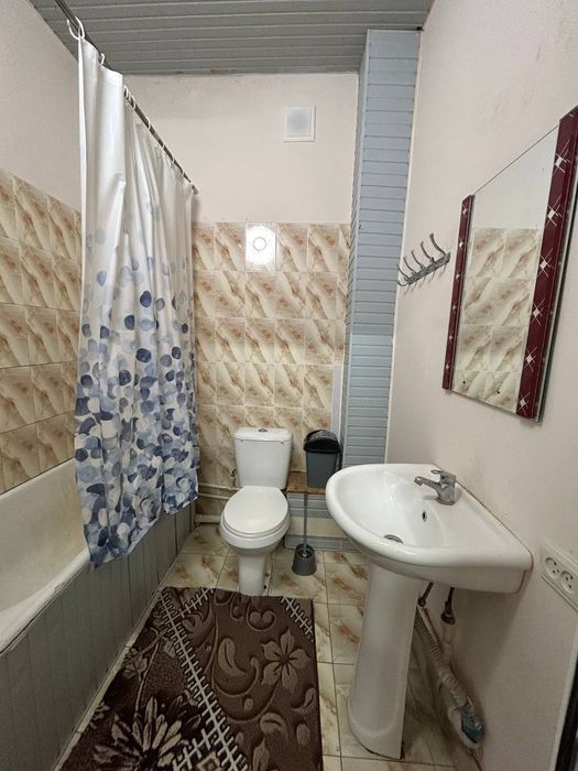 1-xonali uy 5-mikroda sotilad. 29000$