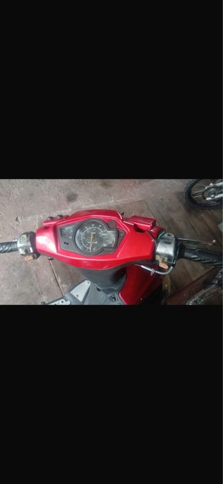 Vand scuter(nu yamaha,malaguti,peugeto,aprilia