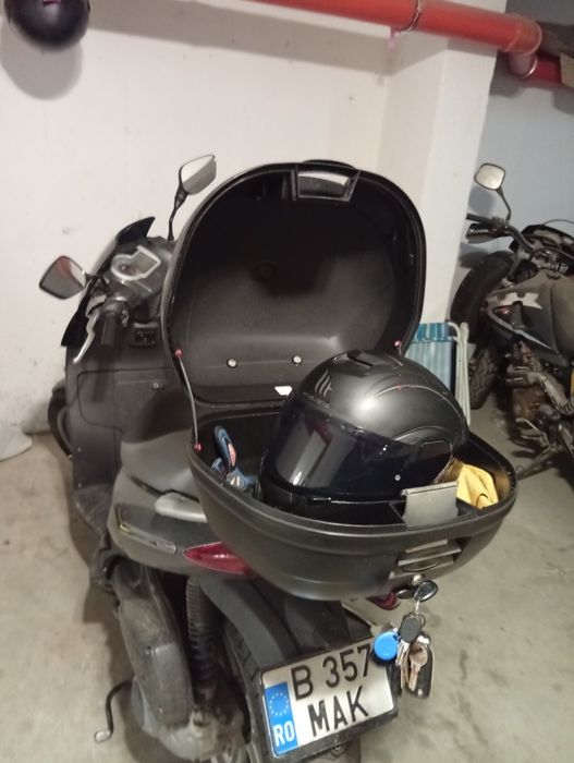 Vând Aprilia Sport City 125cm