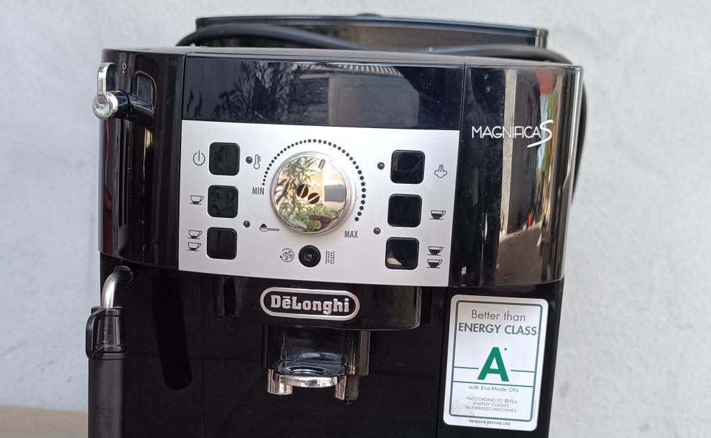 Espressor automat DeLonghi