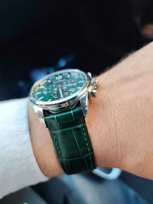 Швейцарски часовник  candino