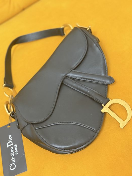 Geantă de designer din piele, model tip Saddle, nouă