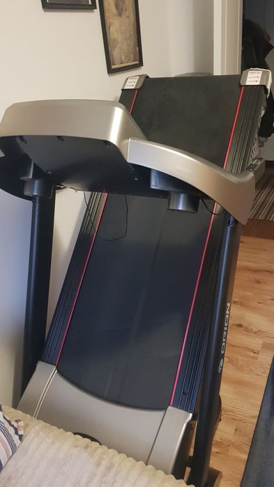 Ел.пътека, в гаранция още 1 година.