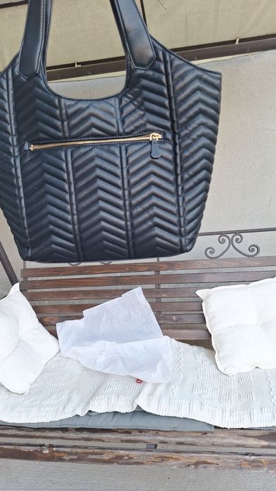 Geanta  guess  de  dama