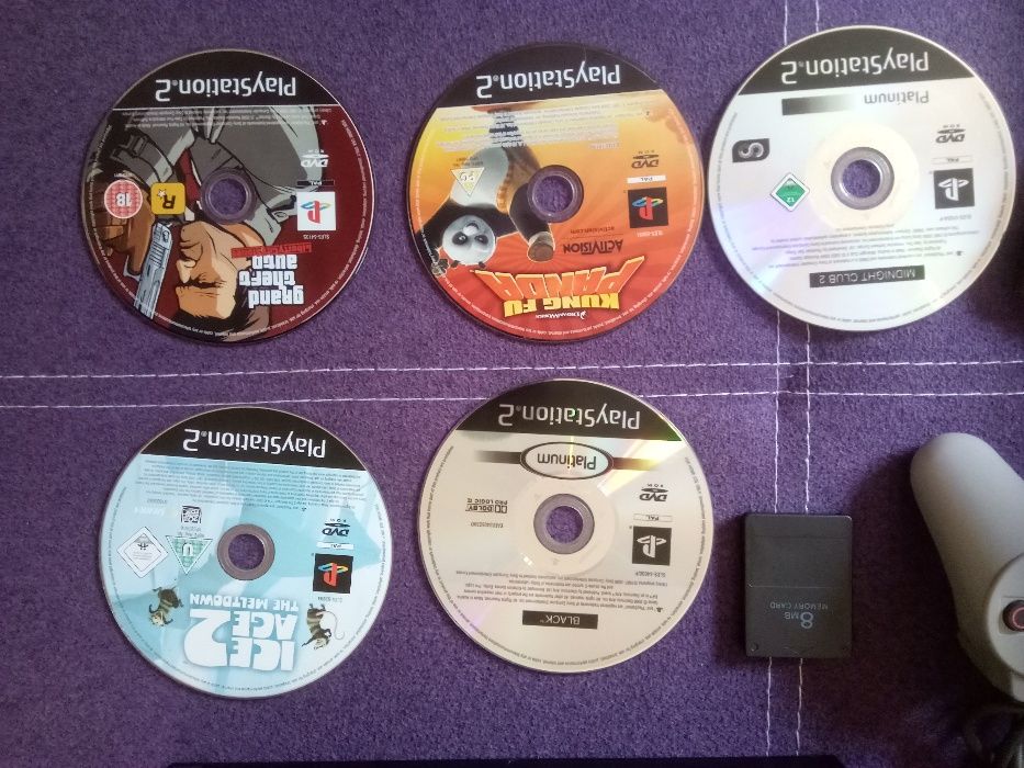 PS2 PlayStation 2 + 11 игри + 1 джойстика + Хакната Конзола комплект